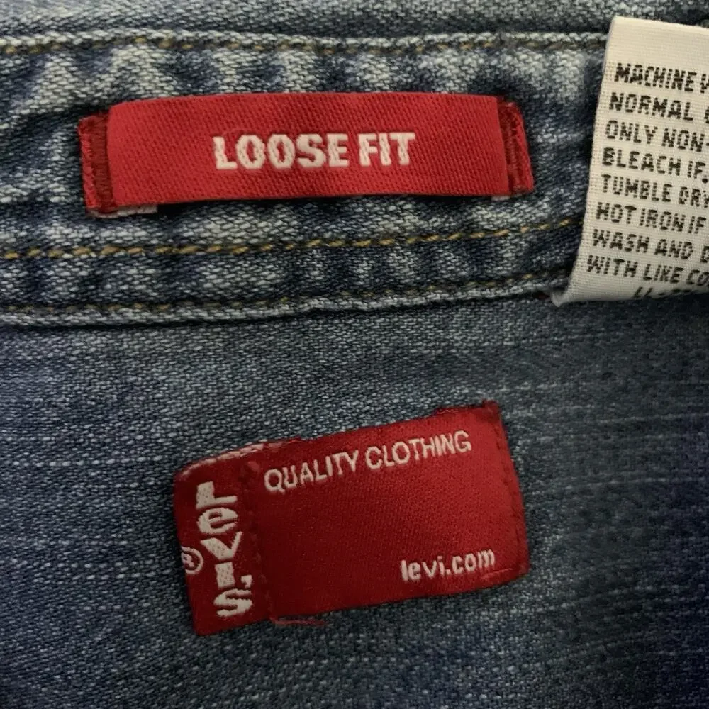 Vintage Levi's Denim Shirt Mens Sz Large Loose Fit Blue Rivet Metal Buttons Y2K